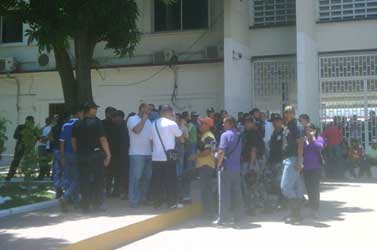 Finaliza huelga de polic&iacute;as en  Sucre